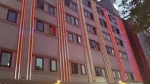 đèn led trang trí tòa nhà cao tầng