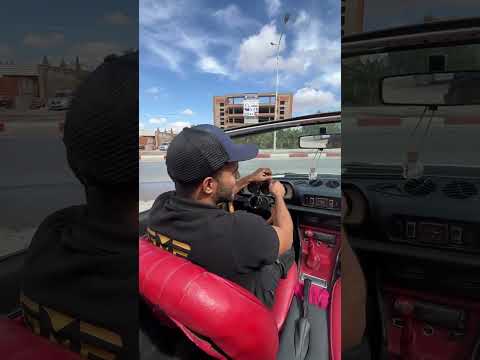 قطعة مفقودة في الجزائر بيجو 504 Cabriolet قديمة عمي منير قالي انا وياها نفس العمر السيارة هذه 1970