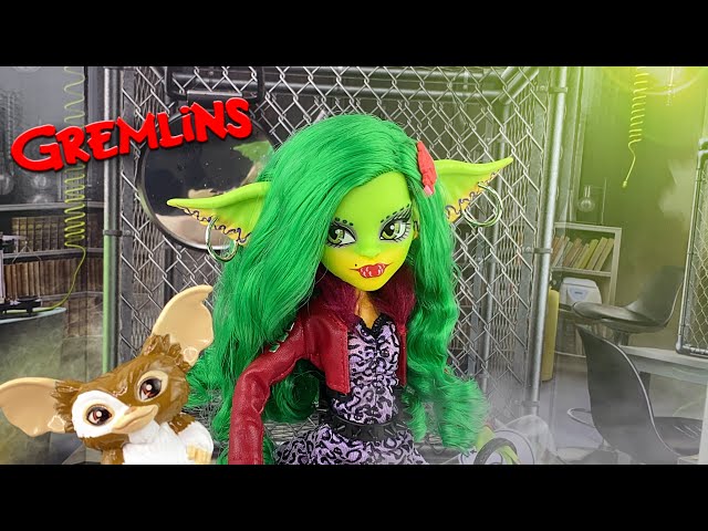 Monster High Skullector Gremlins 2 Gretta Doll Unboxing