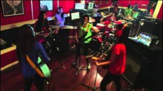 AKB48/JKT48 - Aitakatta  会いたかった  (@Juwitaband Cover)