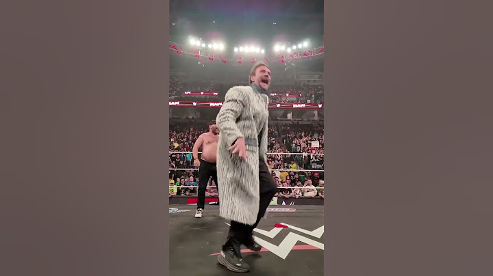 CM Punk is too good at that 😂😂😂