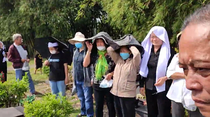 qui tran dam tang Ma kinh yeu