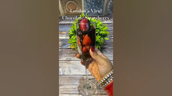 London's Viral Chocolate Strawberries at home | #shorts #viralrecipe