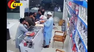 ROBBERY CAUGHT ON CCTV | WATCH TILL END & SUBSCRIBE..