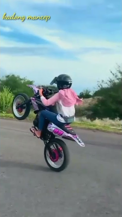 STORY WA || cewek hijab freestyle ||#short #fyp #storywa #aesthetic