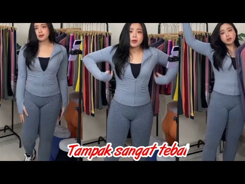 leging ketat apem tebal terlihat saat live jualan online