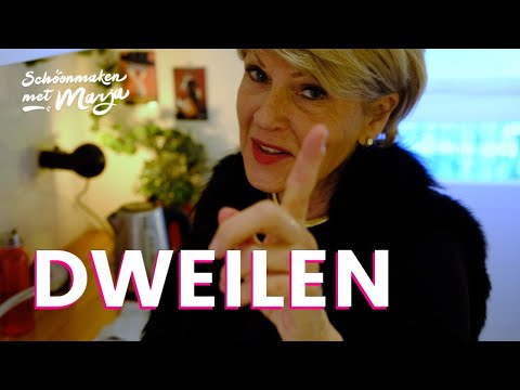 Video: Hoe Om Peperplantjies Te Voed? Wat Om Te Water Om Beter Te Groei? Topbemesting By Saailinge Met Bleek Blare. Wat Om Vir Die Eerste Keer Nat Te Maak?