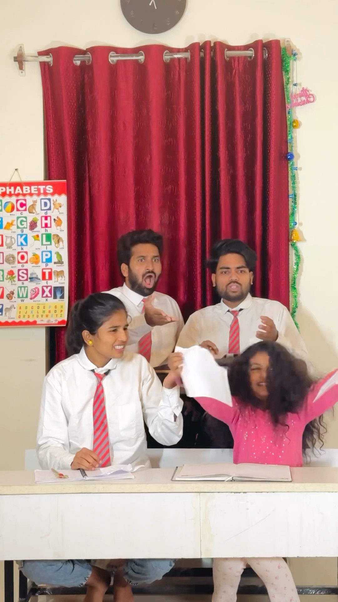 पागल बच्ची ??#shorts #hindi #music #charanspy