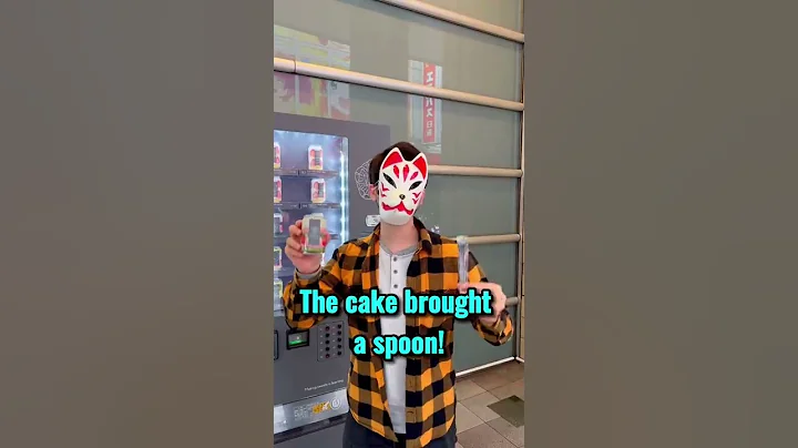 I got a cake in a can from a vending machine🍰 #shorts