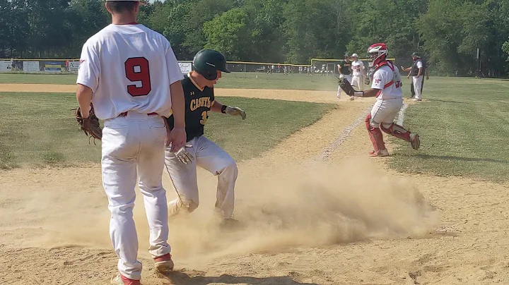 Sean Griggs RBI single ties the game