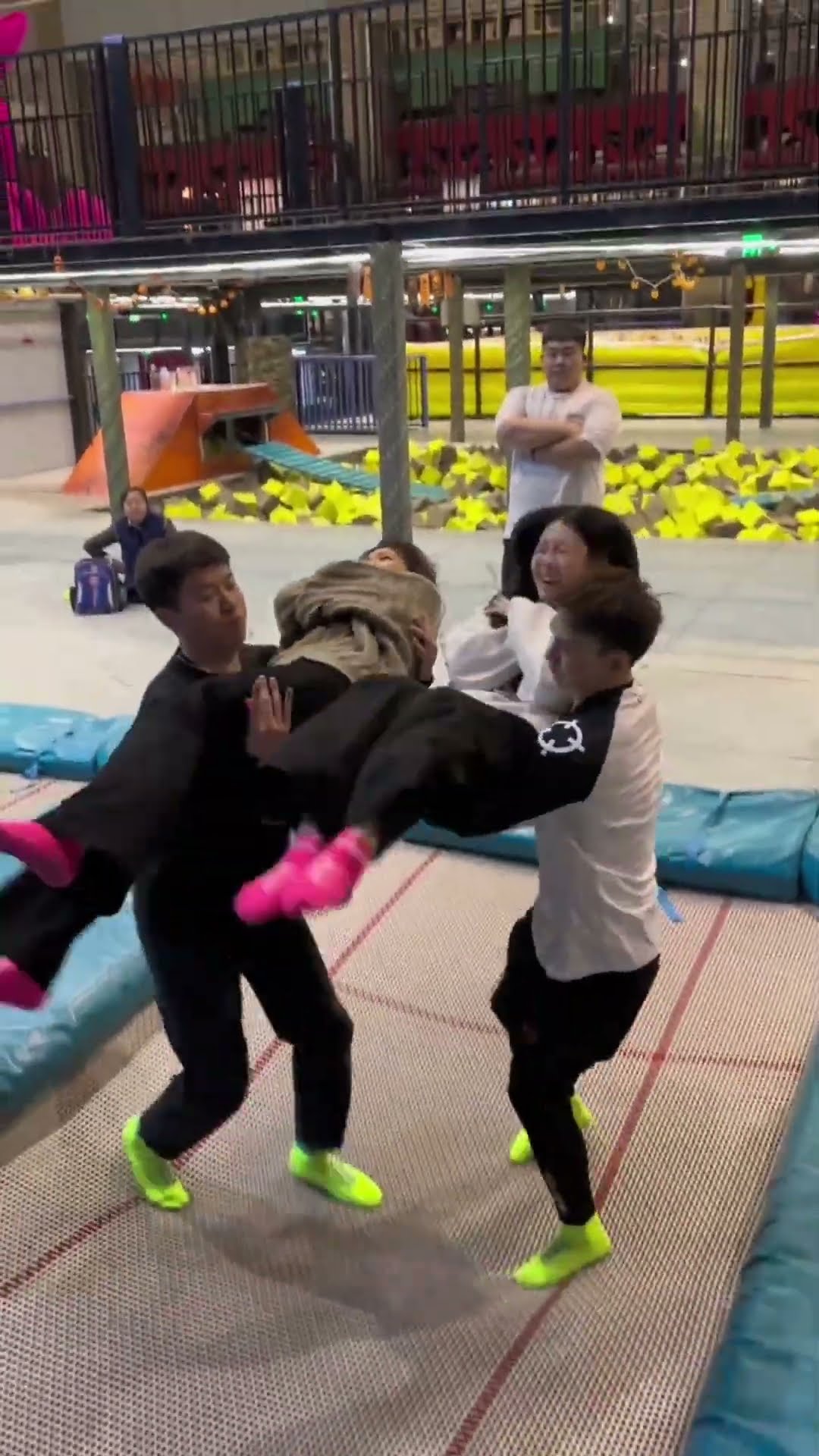 Watch This Teen Jump Around A??Fun Park Trampoline For The First Time #viralvideo #shorts