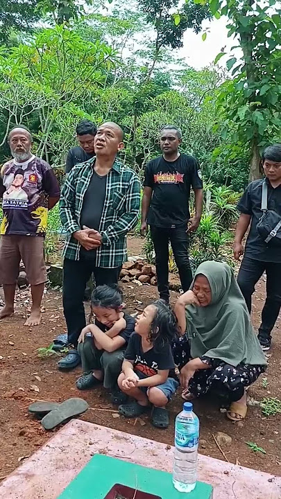 Ketika Papa Ara Ucapkan Mohon Maaf Saat Mbah Meninggal. Mohon Dimaafkan Kesalahan Semasa Hidupnya 👴❤