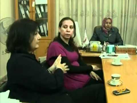 إعادة النظر بمنع تدريس فلسطينيات في بيرزيت