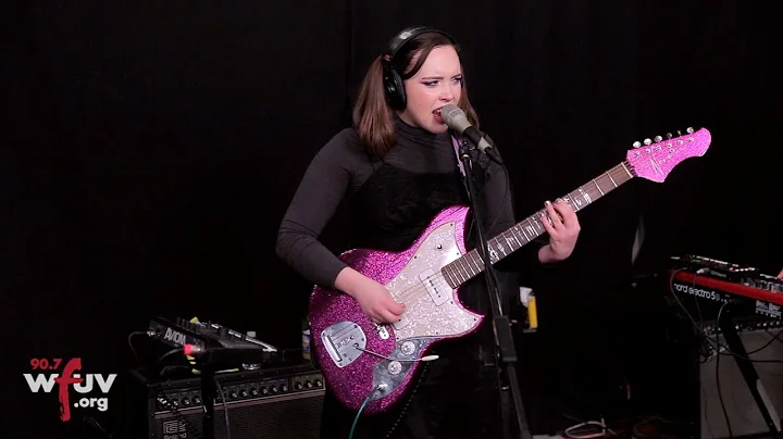 Soccer Mommy - "Lucy" (Live at WFUV)