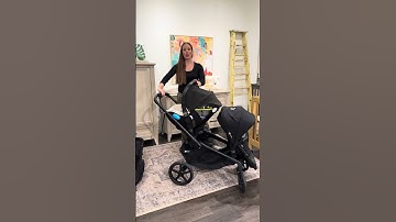 Reversible seats, car seat ready + easy fold = total win. Bugaboo Kangaroo Part 3/3