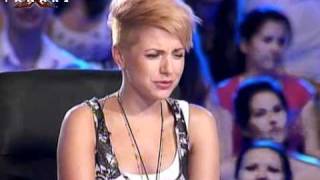 Video thumbnail of "Bulgarian talent singing Hurts - stay"