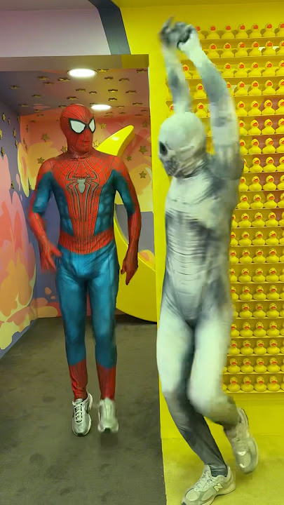 Zombies vs Spiderman😱@dvizhenie21 #shorts