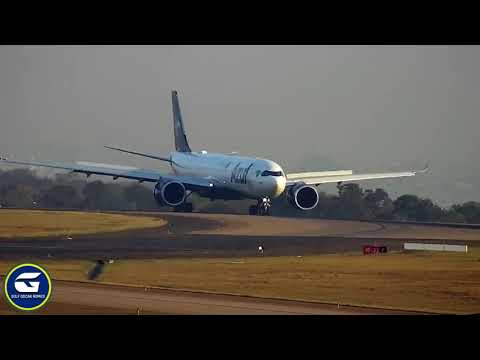 Pouso do Airbus A330 da Azul no Aeroporto Internacional de Viracopos