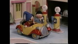 Noddys Toyland Adventures - Noddy Borrows An Umbrella