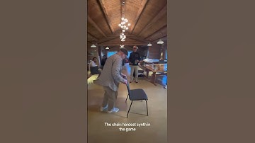 That good ol’ chair dnb 😂😂