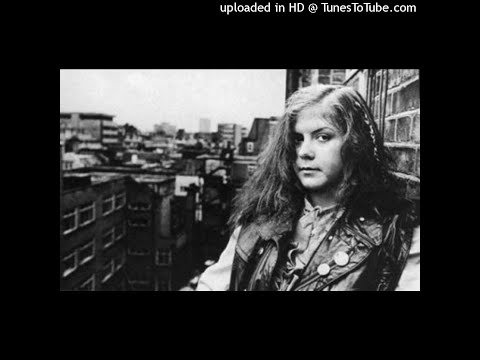 Kirsty MacColl - Up the Grey Stairs (Unreleased, Circa 1982/83)