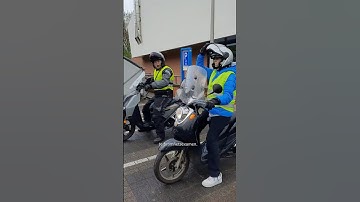 Zo gaat het bromfiets praktijkexamen