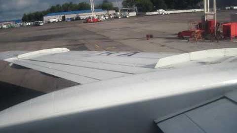 Tu-154B-2 engine start