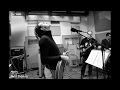 Ref:q6Qt-eZ5Oek Run au quasar studio (enregistrement de l'album)