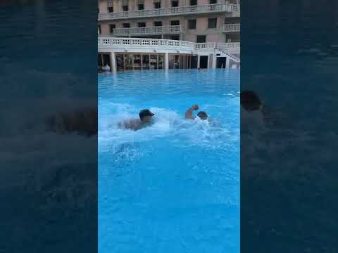 طه اسعد ينقظ شاب من الغرق