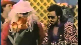 Roddy Piper cleans up the Flower Shop (09-20-1986)