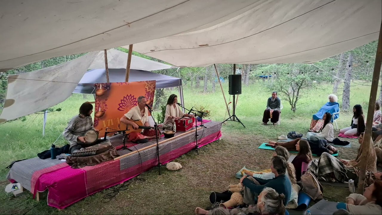 Viva Bhakti 2023 Evenu Shalom Alechem   Claude Brame, Puja Prema, Engelbert, et les Belzams