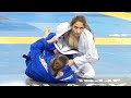 INCREDIBLE MOMENTS WITH FEMALE FIGHTERS