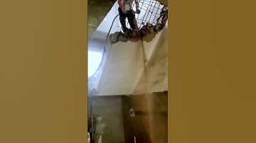 The process of dismantling stairs = good tools to increase efficiency