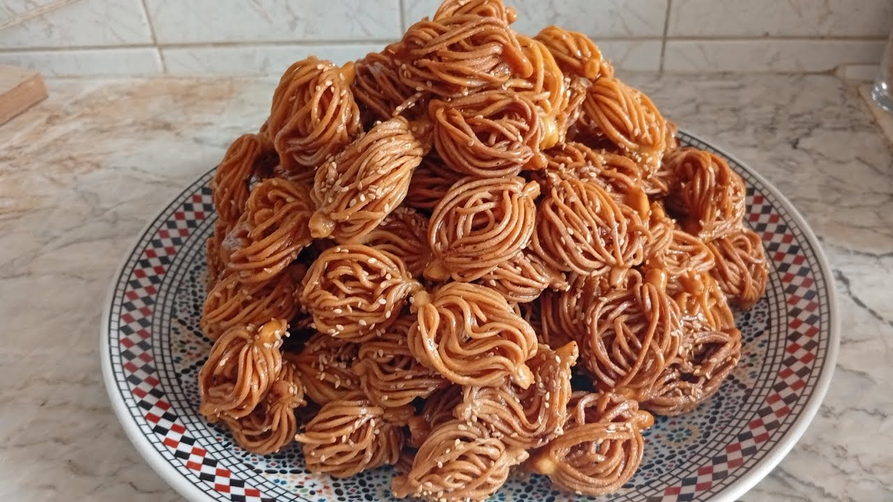 طريقة تحضير حلوة بوشنيخة لشهر رمضان 🌙 بطريقة سهلة 