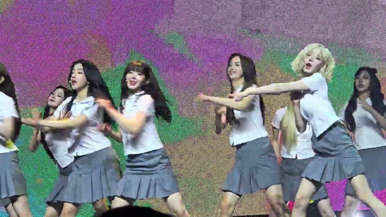 250512 트리플에스(TripleS) 추리소설(Detective Soseol) 정규2집컴백쇼케이스