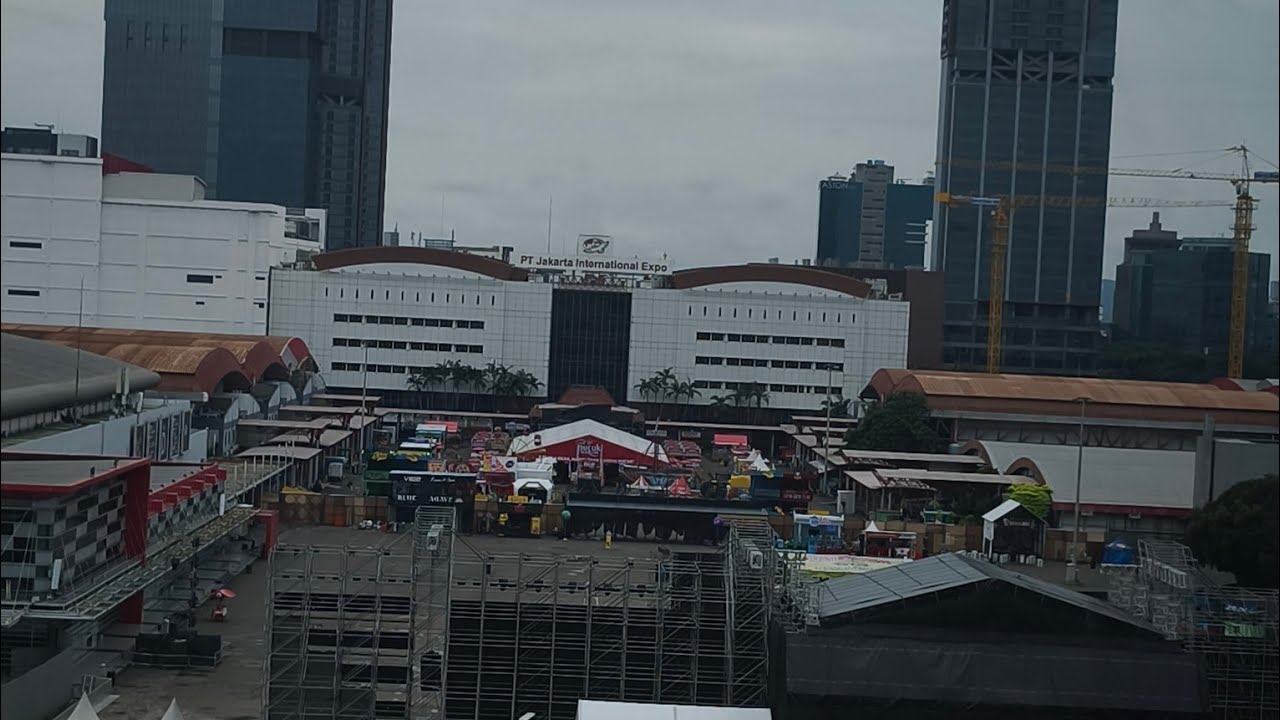 Review Holiday inn Express JIExpo — Lokasinya Jadi Nilai Utama