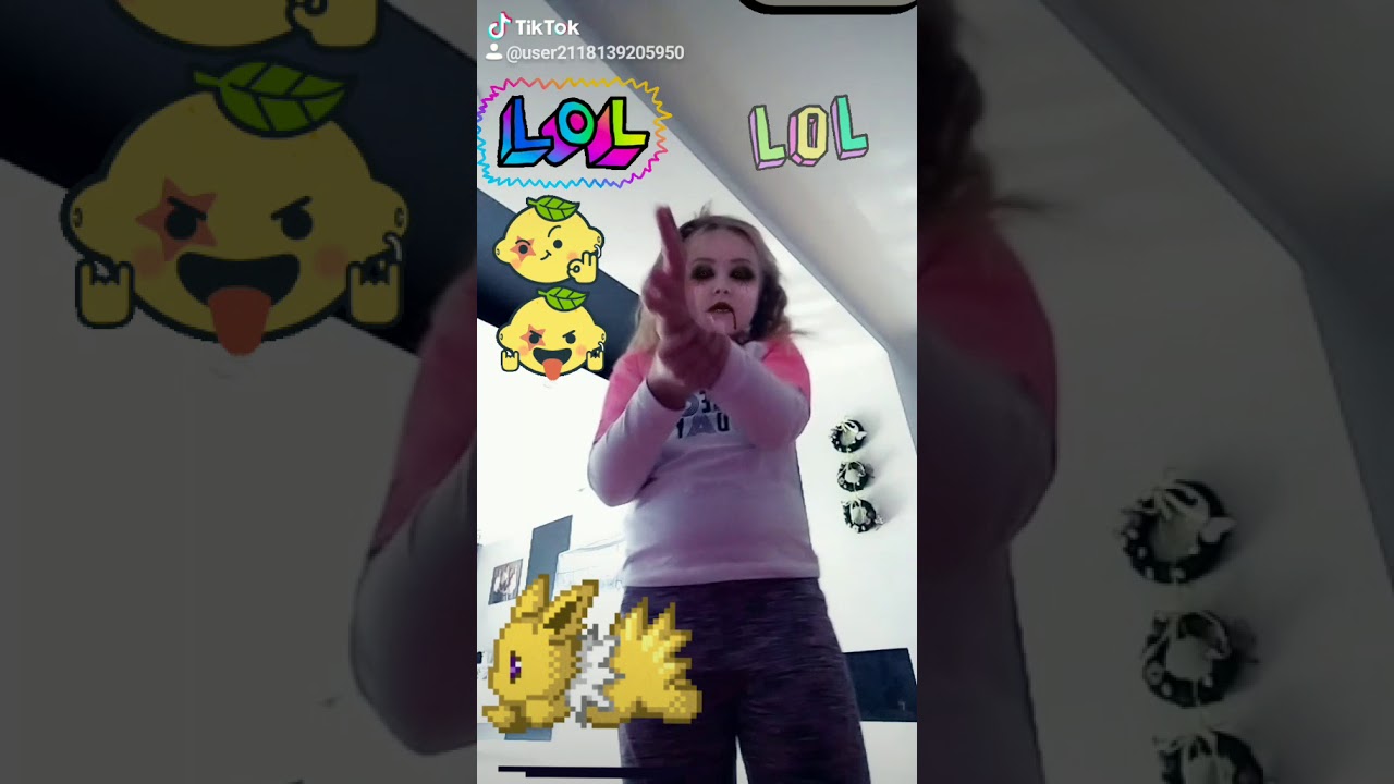 View 17 Listopada Background