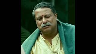 Om inspires hero to smooch a praying heroine