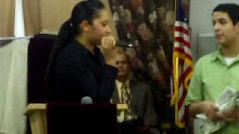 Janet Rosado predicando en Rhode Island