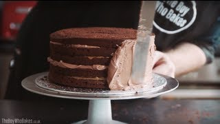 How to crumb coat a cake. in the video i am using swiss meringue
buttercream dont forget subscribe my channel www./theboywhobakes
books...