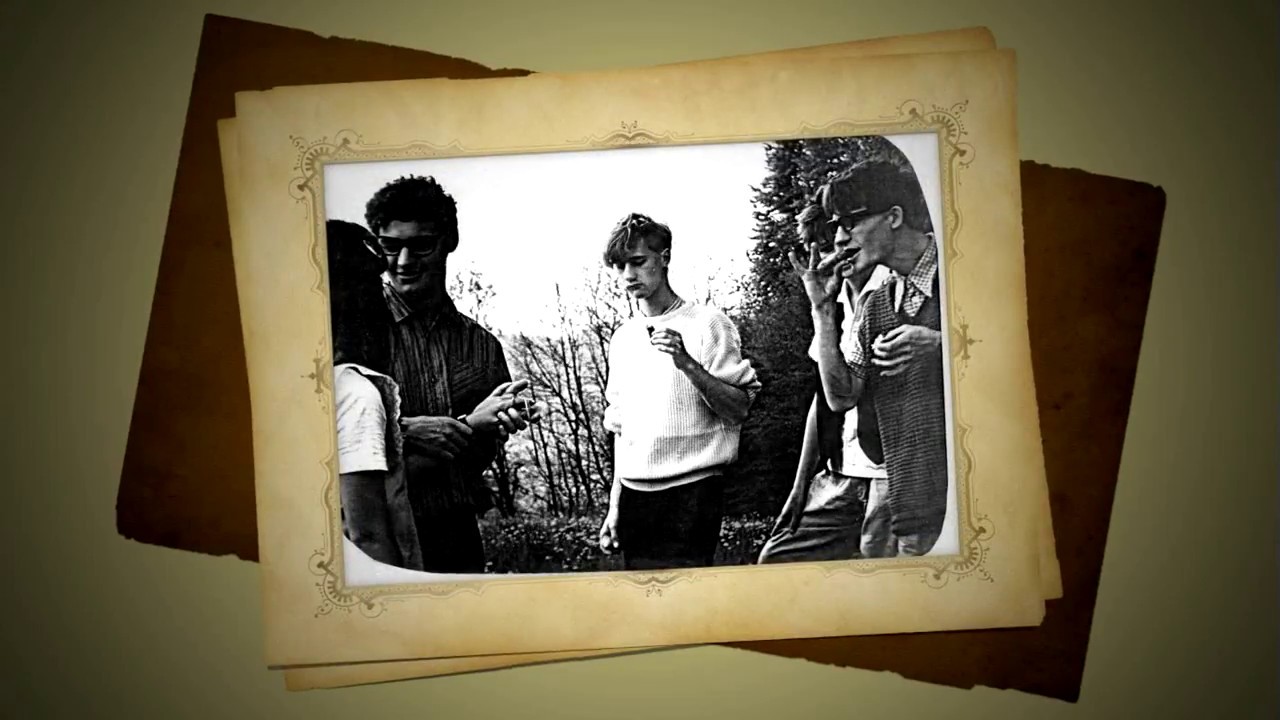 Kleine Lügen - Etwas über ihn