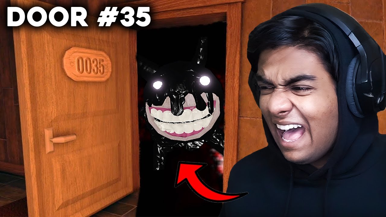 I Finally Played Roblox DOORS! - YouTube