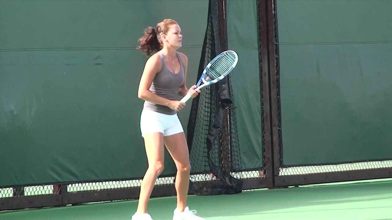 Sam Stosur - Practice sunday morning in Stanford with Agnieszka Radwanska