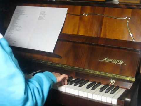 Justin Bieber - Love Me piano COVER by Sasha Plato...