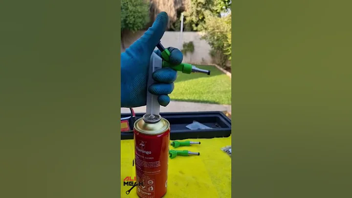 Universal Fuel Injector Flush Cleaner with carb cleaner #shorts