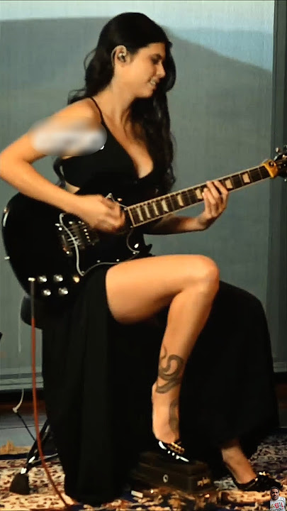 LARISSALIVERIR COVER BY SOLO 🎸#guitar#music #musician #guitarist #guitarplaye