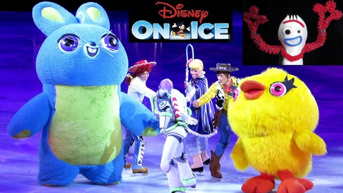 Raya Makes Disney on Ice presents Magic in the Stars Skating