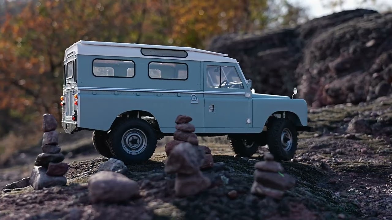 Boom Racing BRX02 Land Rover® Series II 109 Hardtop | 1/10 Scale