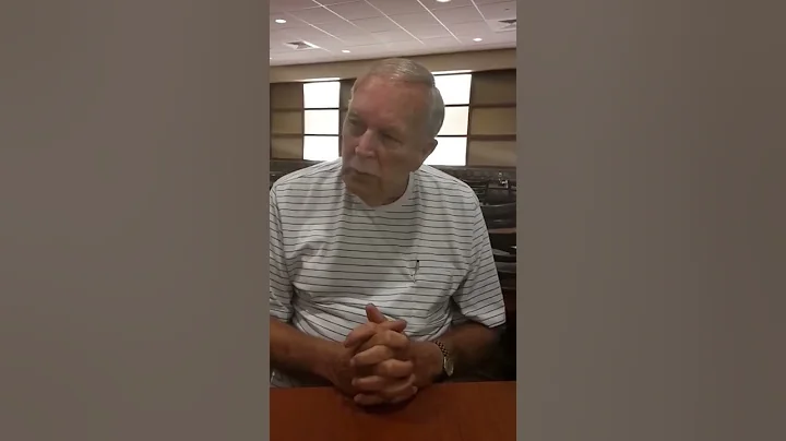 Leon Poindexter  singing jingles