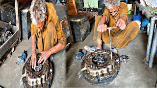 This 90 Year Senior old man are Expert in Repairing Truck Clutch Plate || Clutch Plate Restoration